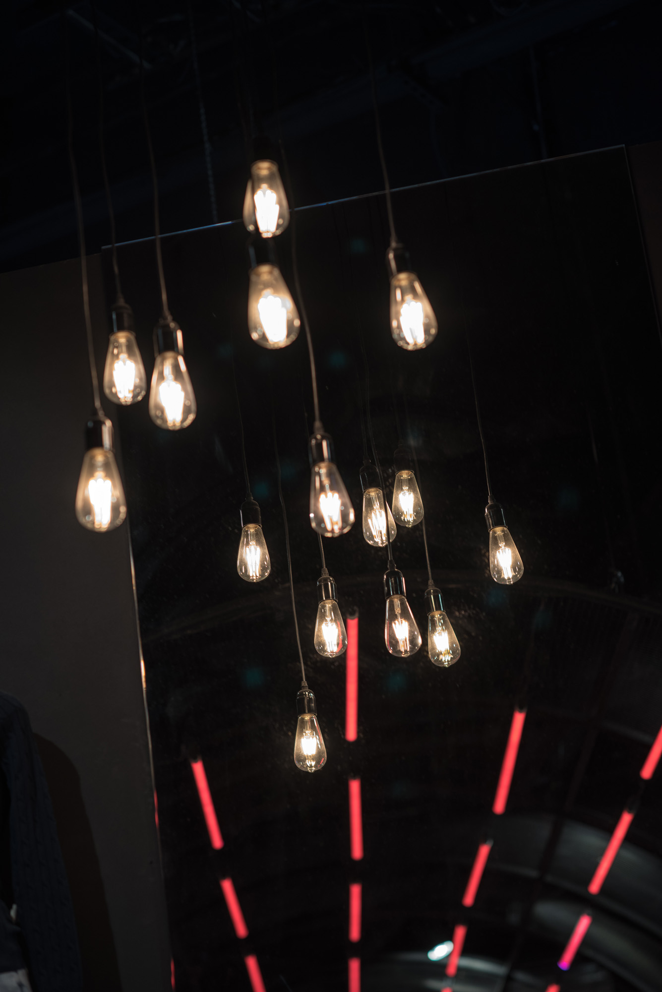 Basalt_Studio_Interior_Design_Architecture_Sydney_Shopping_Centre_Retail_Shops_Store_Hurstville_Westfield_Urban_Equipment_Fashion_Shoes_Display_Light