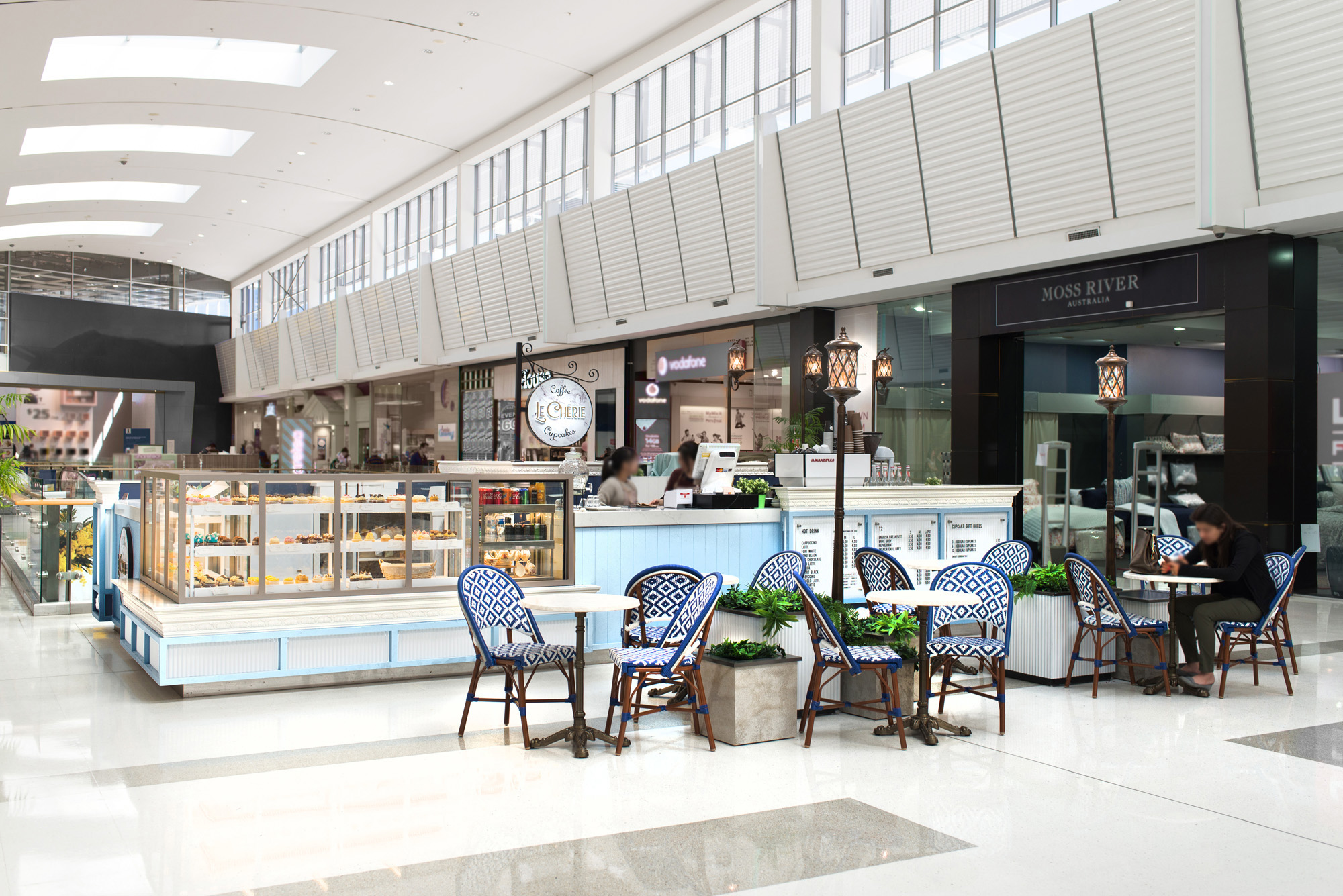 Basalt_Studio_Interior_Design_Designer_Architecture_Sydney_Shopping_Centre_Retail_Shops_Store_Rhodes_Mirvac_LeCherie_Food_Cupcake_Display